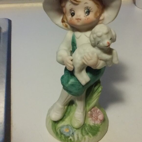 Statue Figurine Girl Holding A Lamb 6 1/2" Tall - Picture 3 of 5